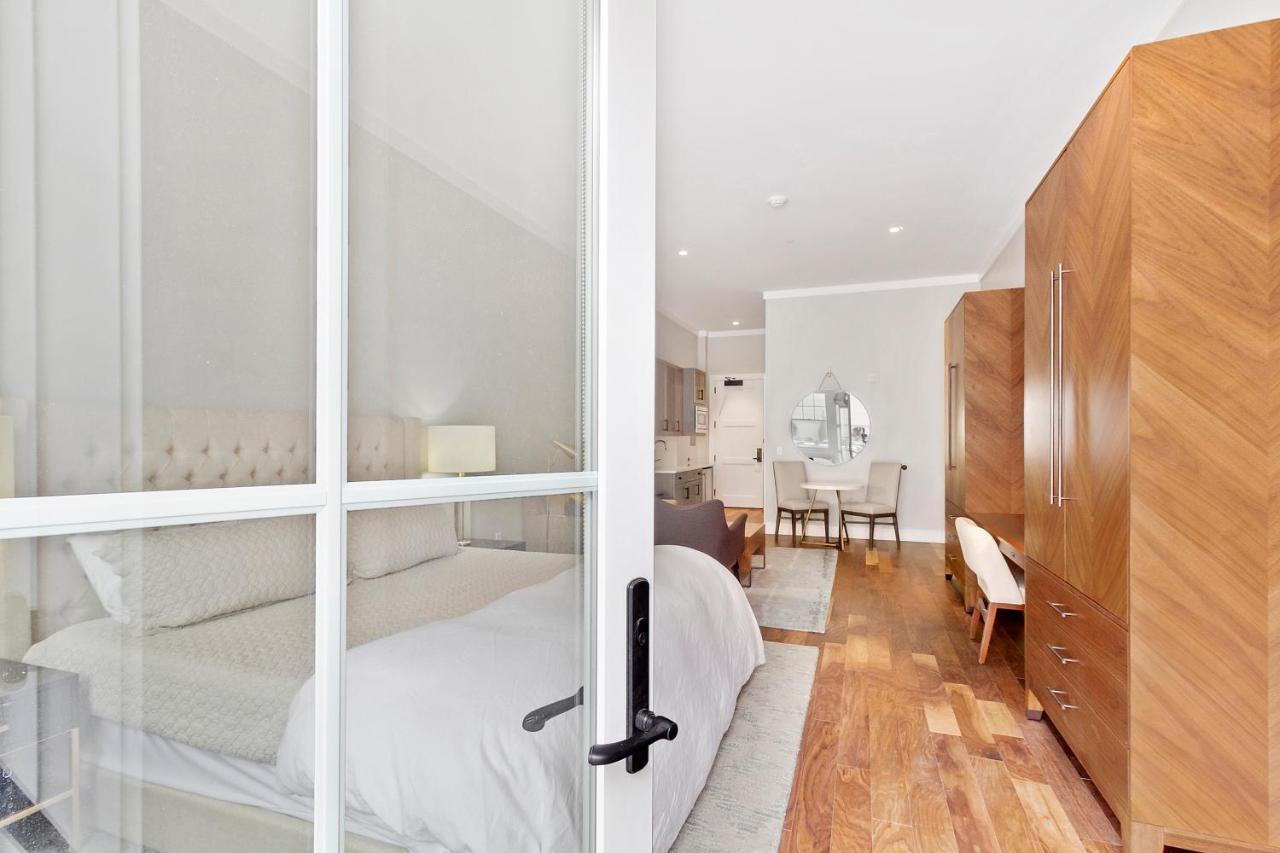 The Vanderbilt Hotel Suites Westbury Esterno foto