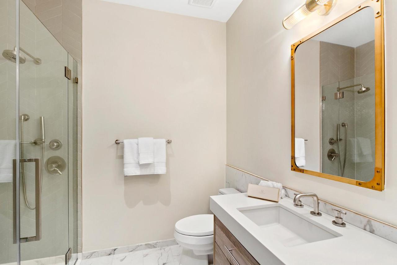 The Vanderbilt Hotel Suites Westbury Esterno foto